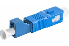[1303028] Adaptateur fibre multimode LC femelle / SC male